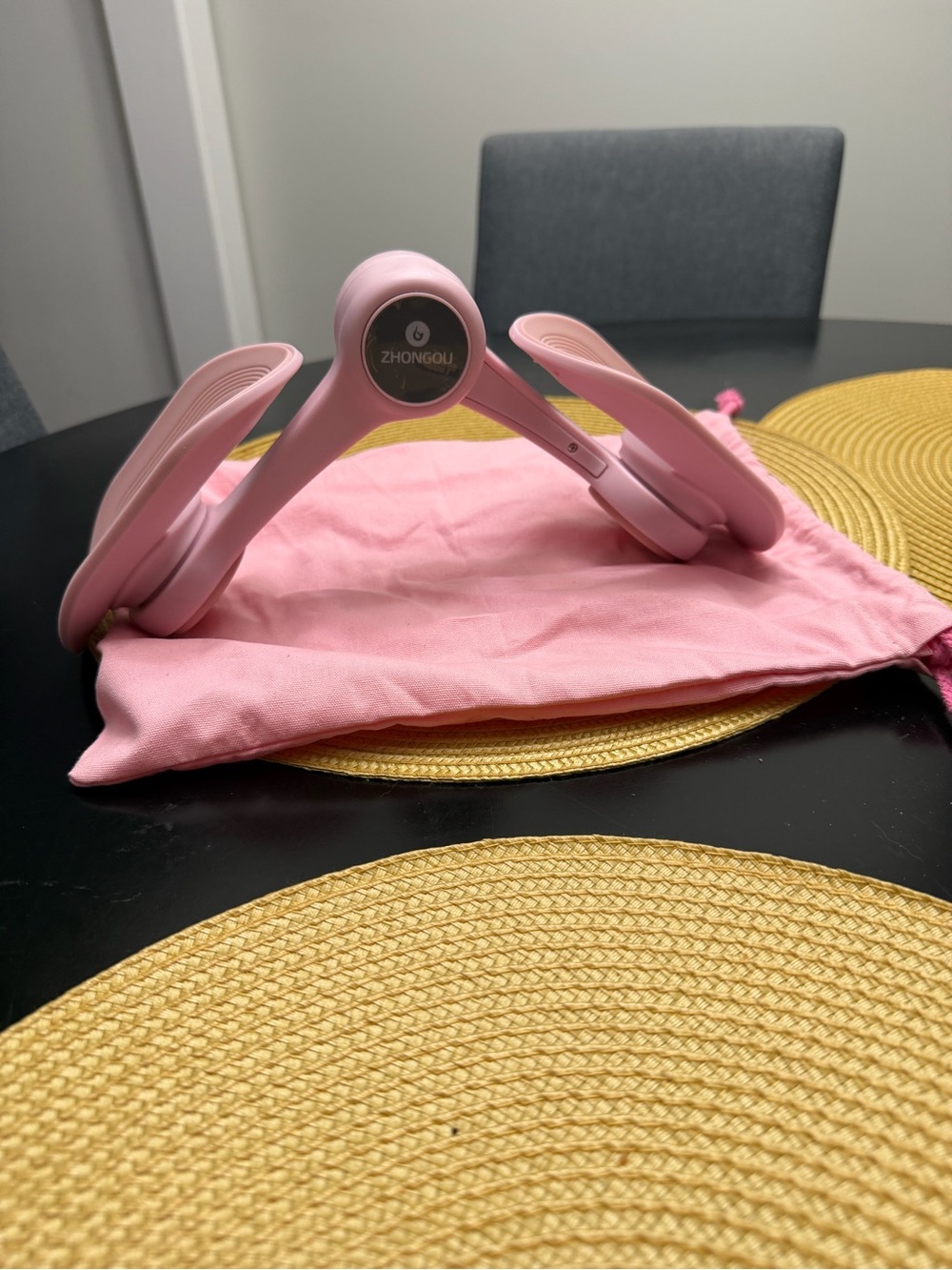 Pink Foldable Thigh Trainer